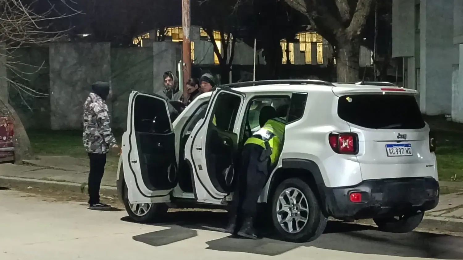 Vehículo. Permanece a disposición de autoridades judiciales y buscan rastros dactilares
