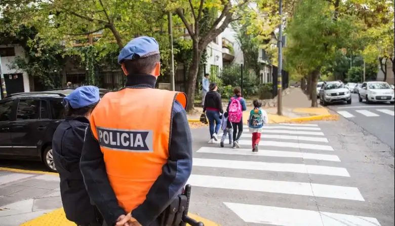El diputado del radicalismo, Diego Garciarena, presentó una ley para crear los “Corredores Educativos Seguros”.