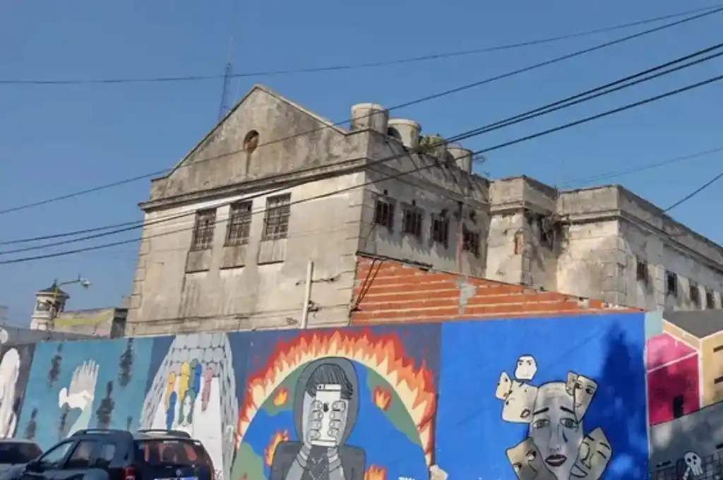 Terror en Entre Ríos por un “ente maligno” en la Jefatura Departamental de Gualeguaychú