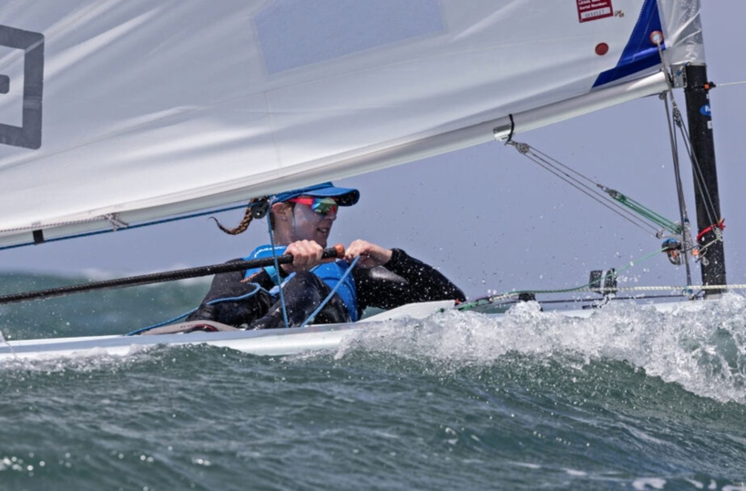 Ya se vive el campeonato mundial femenino de ILCA 6 en Mar del Plata