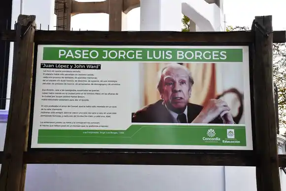 "Paseo Jorge Luis Borges": Un espacio cultural renovado y con fuerte apoyo institucional