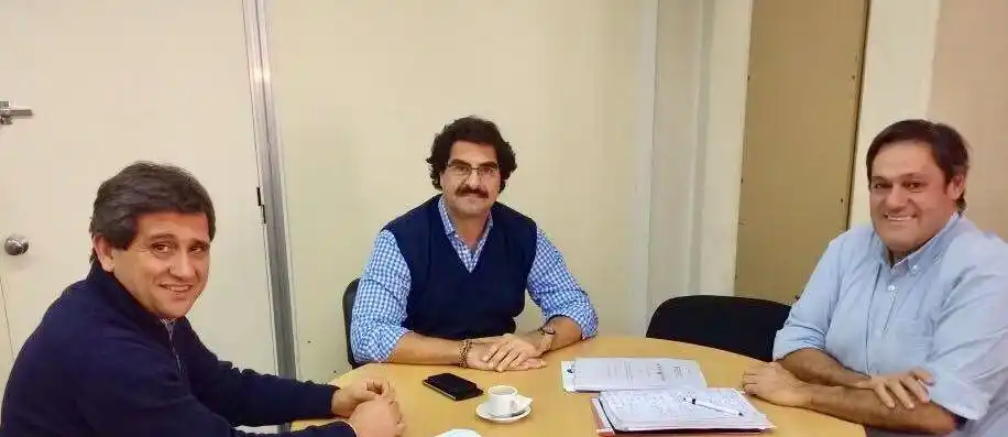 LOBERIA: Gestionan obras para la zona rural