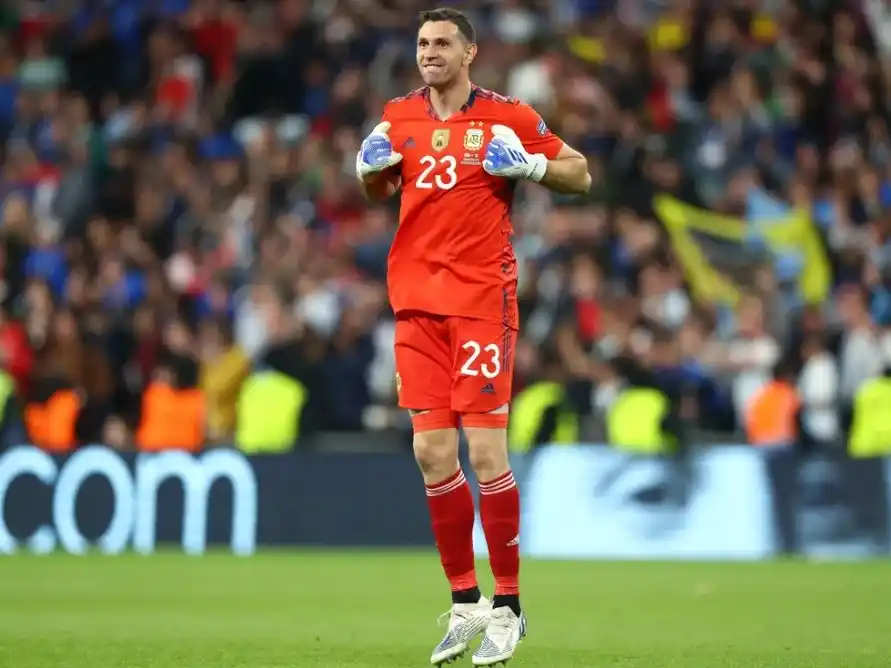 Genaro Gattuso abrió la polémica sobre las eliminatorias europeas y su dificultad. Luego, recogió el guante el campeón argentino.