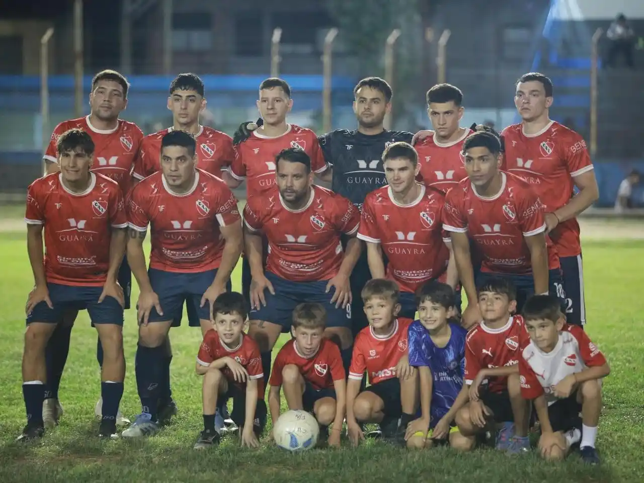 Independiente logró sus primeros puntos, tras perder con La Vencedora en el debut.