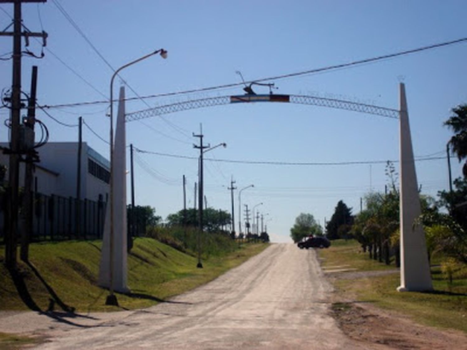 Misterio por el hallazgo de mujer herida que deambulaba por Aldea Protestante