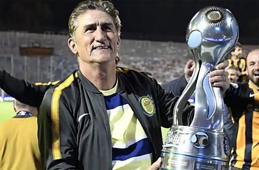 Bauza sueña en grande: «Si gano la Libertadores con Central me retiro al otro día»