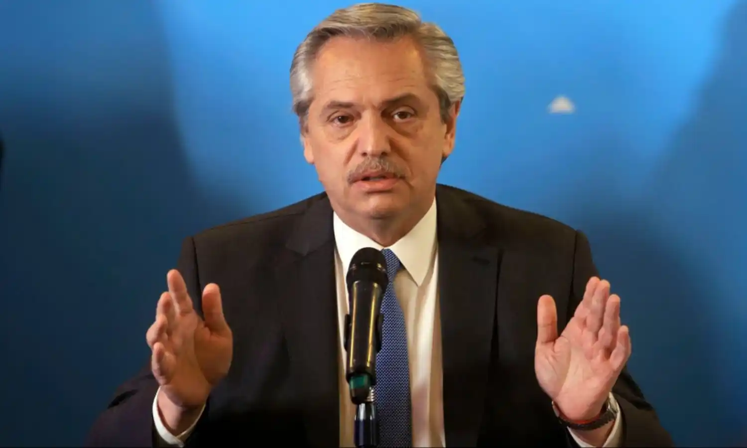 Alberto Fernández decretó la cuarentena obligatoria