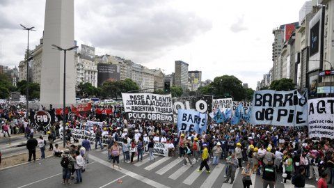 Nueva marcha piquetera: las organizaciones sociales salen a la calle con reclamos contra el Gobierno