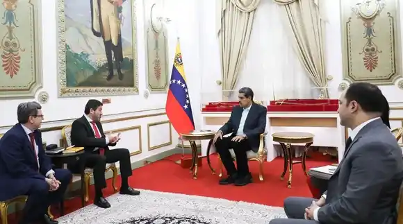 Maduro recibe a directivos de Repsol en Miraflores: busca ESTABLECER ALIANZAS ESTRATÉGICAS