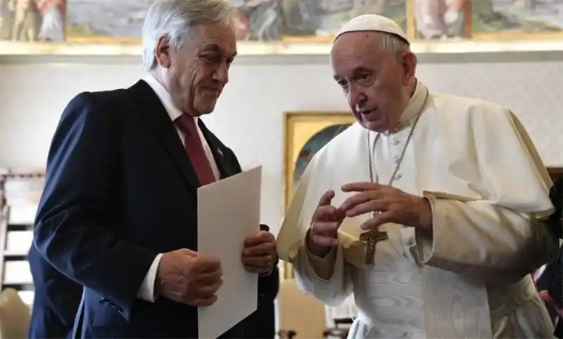 El papa Francisco recibió al presidente de Chile en el Vaticano