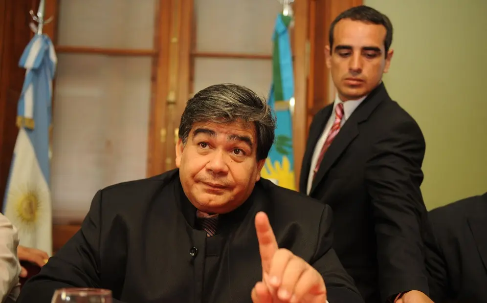Legislatura avanzó contra Ishii tras grave acusación de coimas