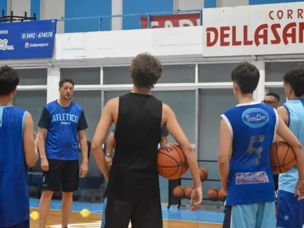Claudio Requejo será el entrenador de la Crema en la Liga Federal de Básquet.Foto:Prensa AR