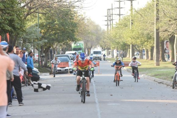 Vuelve “Ciclismo en los barrios”