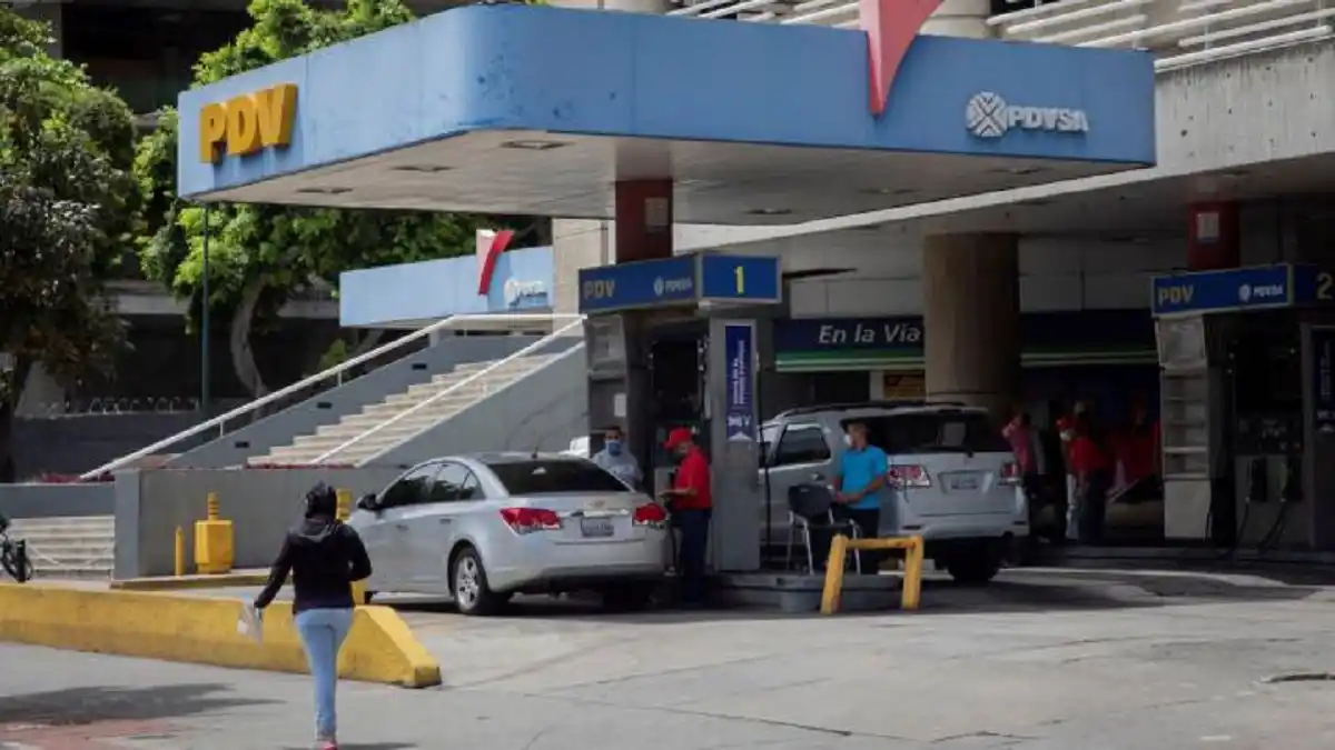 «PDVSA garantiza el suministro de combustible»: asegura que está cubriendo la demanda en las estaciones de servicio