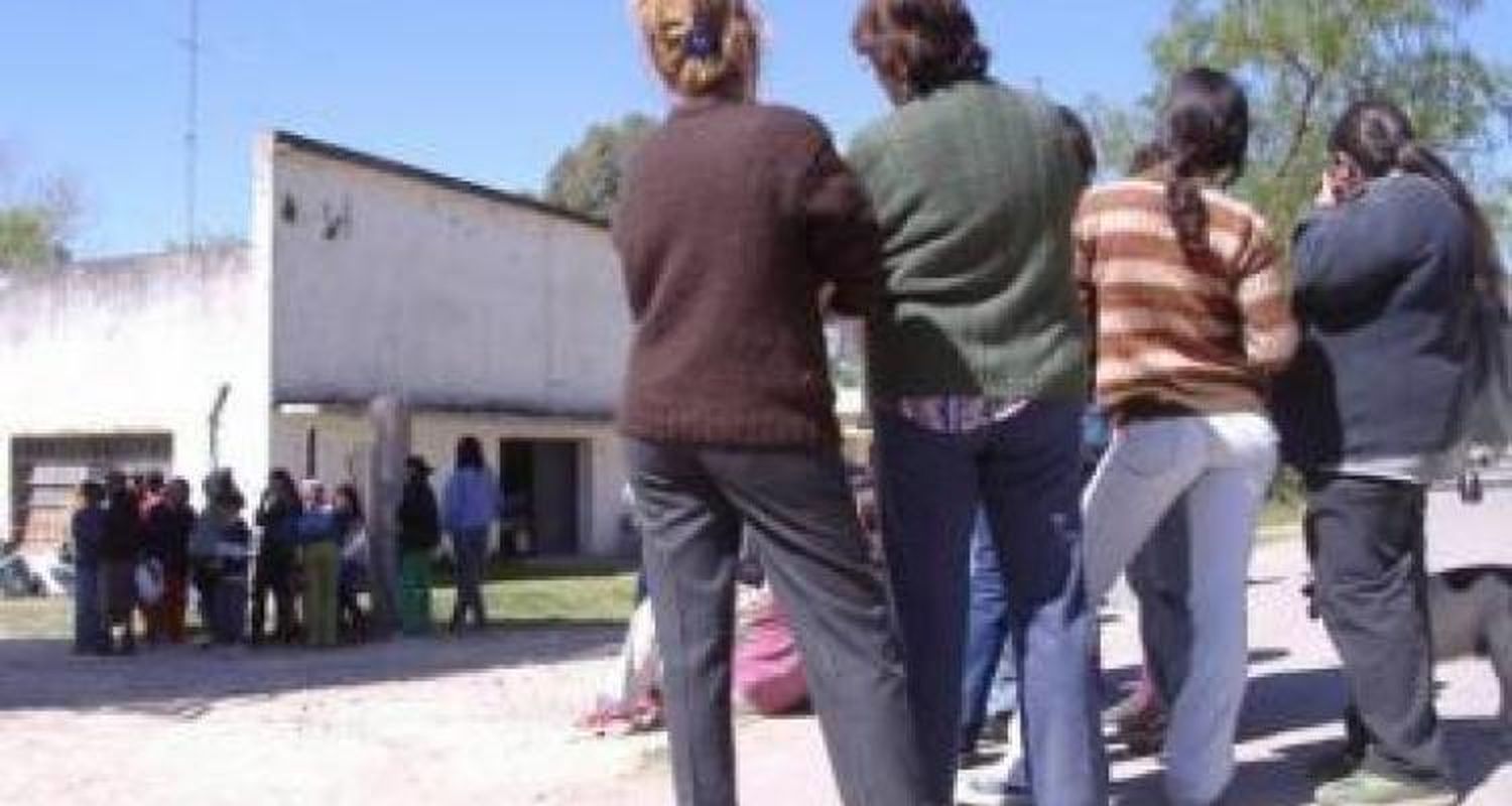 Los planes sociales se cobrarán con tarjeta