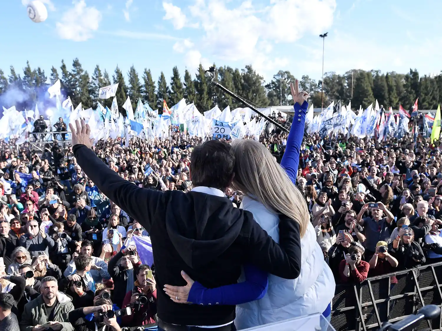 Axel Kicillof y Verónica Magario encabezaron el acto de ayer.