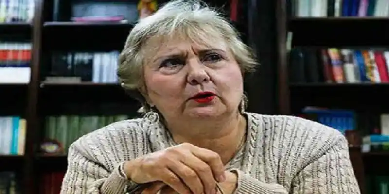 Mármol de León: consulta de Guaidó sería para «apoyar la salida» de Maduro