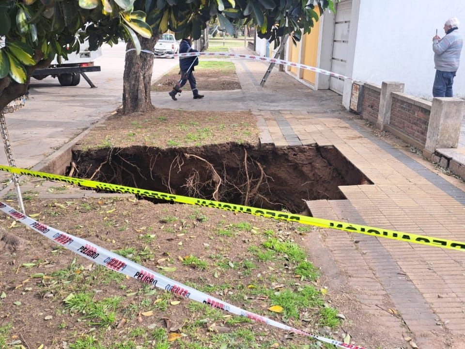 El gobierno de Venado Tuerto señalizó este pozo para evitar situaciones de riesgo.