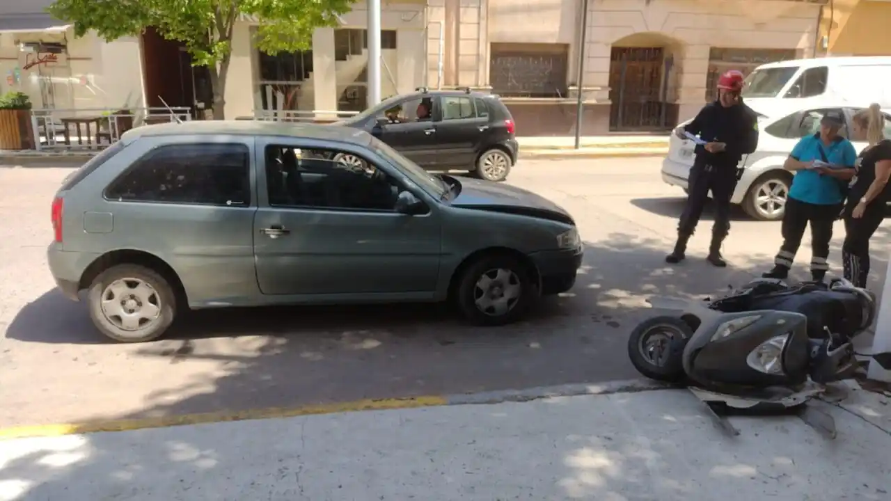 Dos siniestros viales en simultáneo en las calles venadenses