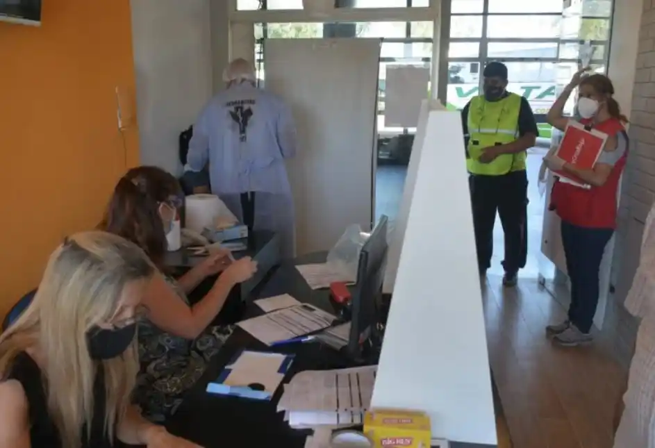 COVID en Tandil: Centro de demanda espontánea hace 50 tests voluntarios por día