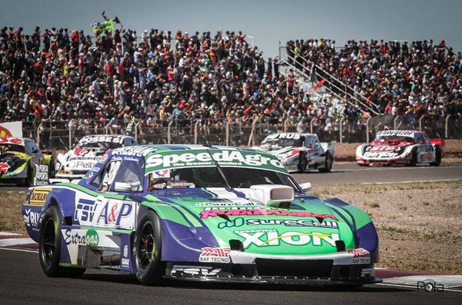 Martín Ponte corre en el  Turismo Carretera, en San Nicolás