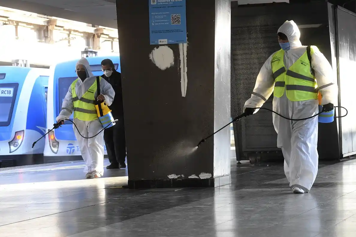 Día record de contagiados: más de 3600 nuevos casos confirmados en el país