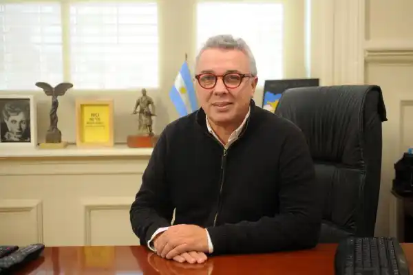 Tigre: Zamora impulsa un proyecto para congelar los sueldos de los políticos por 180 días