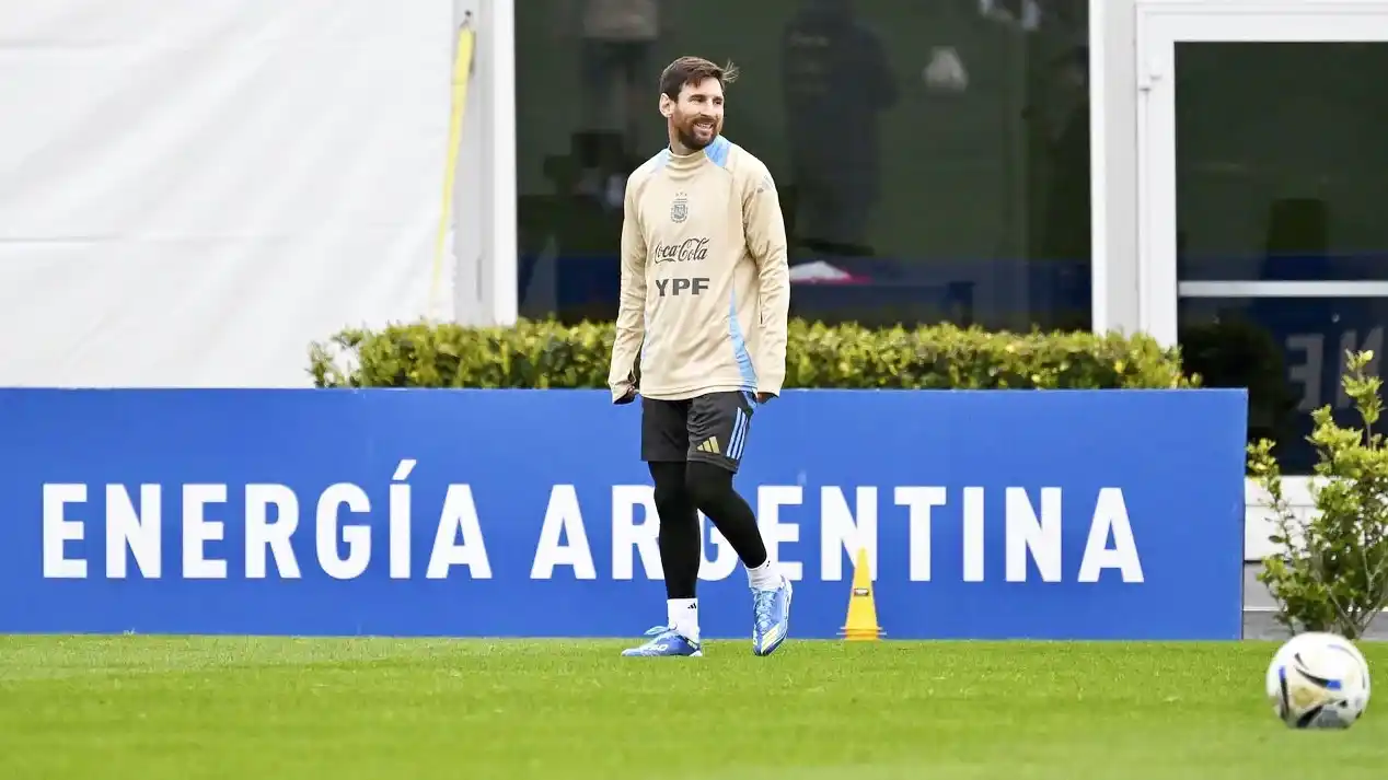 La Selección argentina recibe a Venezuela en el último partido oficial de Messi en el país