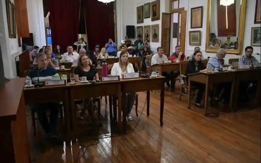El tarifazo que impulsa UxP fue aprobado en el Concejo Deliberante.