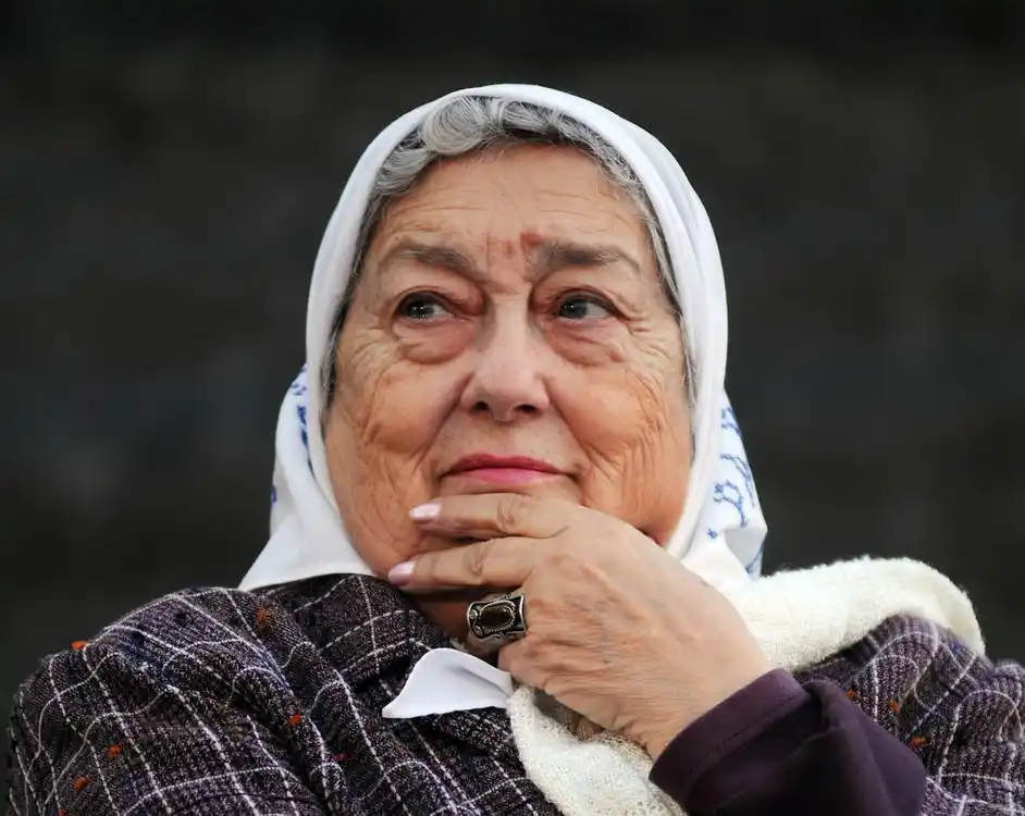 Desde La Plata, Hebe de Bonafini disparó contra los movimientos sociales: "Son un cáncer para la sociedad"