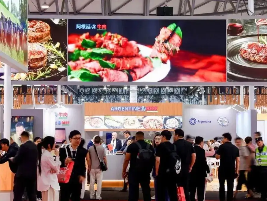 La carne vacuna argentina mantuvo precios firmes en la principal feria alimentaria de China.