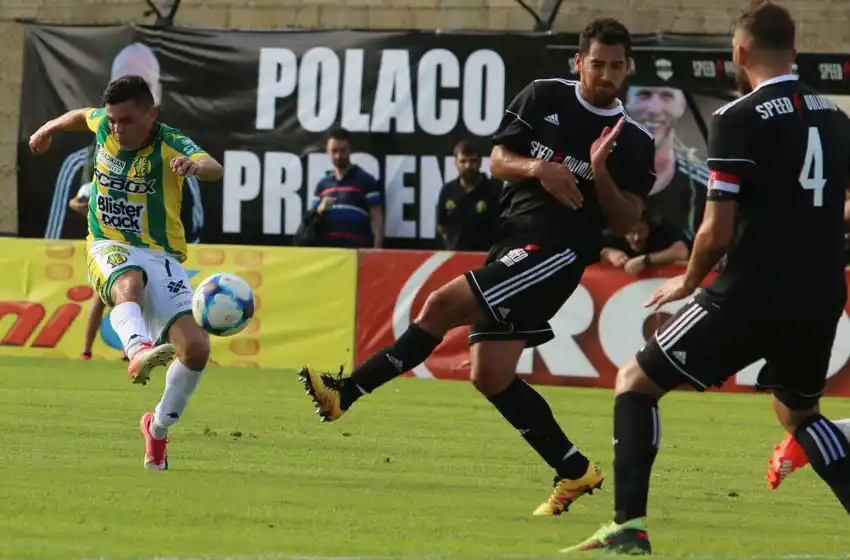 Aldosivi dejó escapar un partido clave y complicó su ascenso