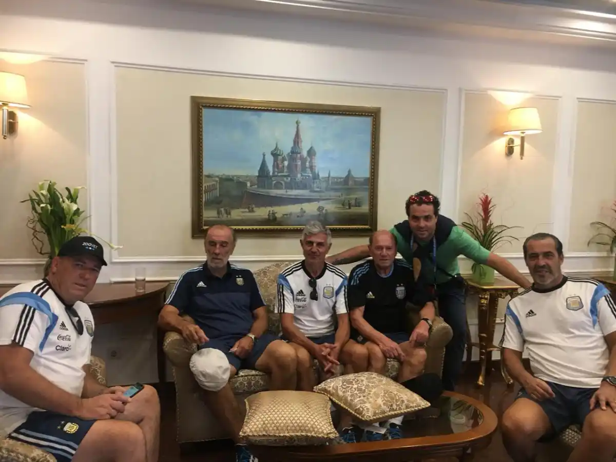Reunión cumbre: los campeones del `78 y el `86 en exclusiva