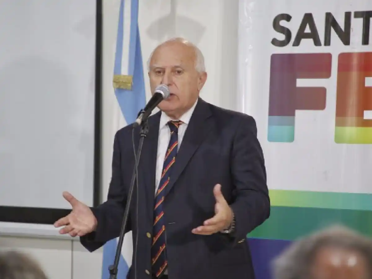 Doce ofertas para repavimentar la Ruta 70