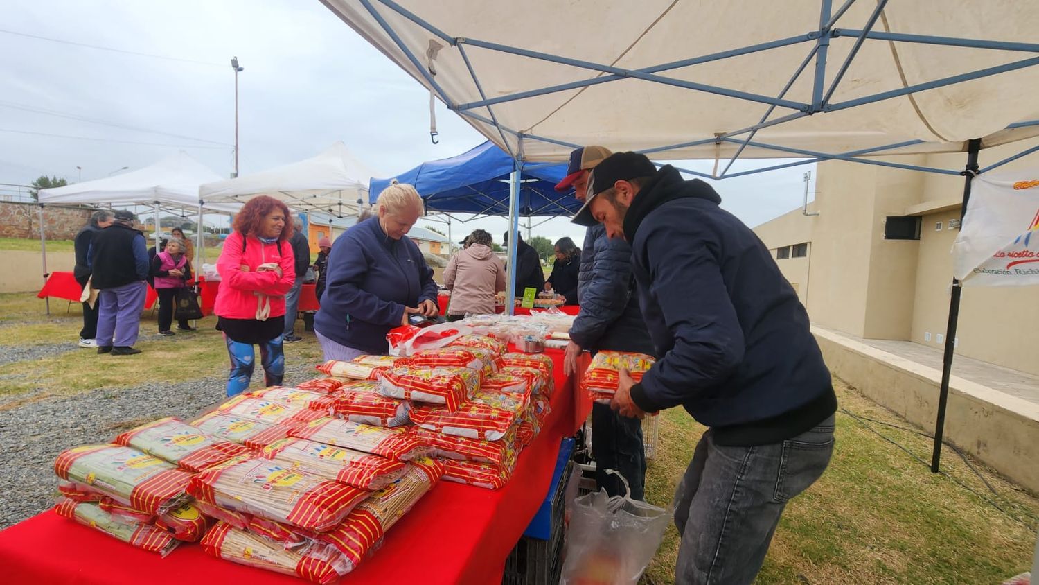 Los diferentes puestos estarán ubicados en el Centro Comunitario que funciona en la sede de la Fundación Pachacamac, en la calle Chaco 750.