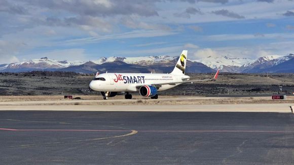 JetSMART reanudó sus vuelos entre Balmaceda y Santiago