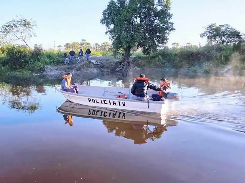 La Policía halló el cuerpo del hombre que
era buscado en aguas del riacho Formosa