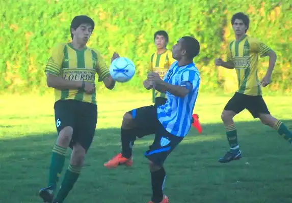 Divisonal A: Sarmiento recibe a Isleños