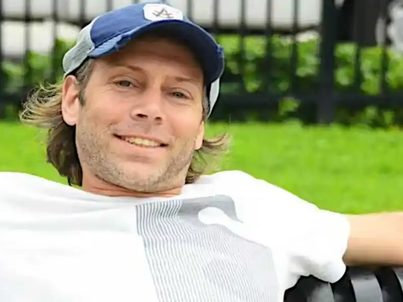 Quién es Emmanuel Kovalivker, el empresario vinculado a las coimas en la ANDIS que quiso escapar con US$ 266.000