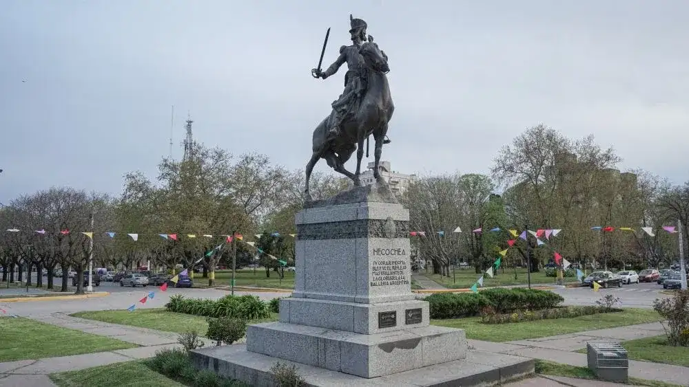 Declararon patrimonio histórico provincia al monumento al general Mariano Necochea