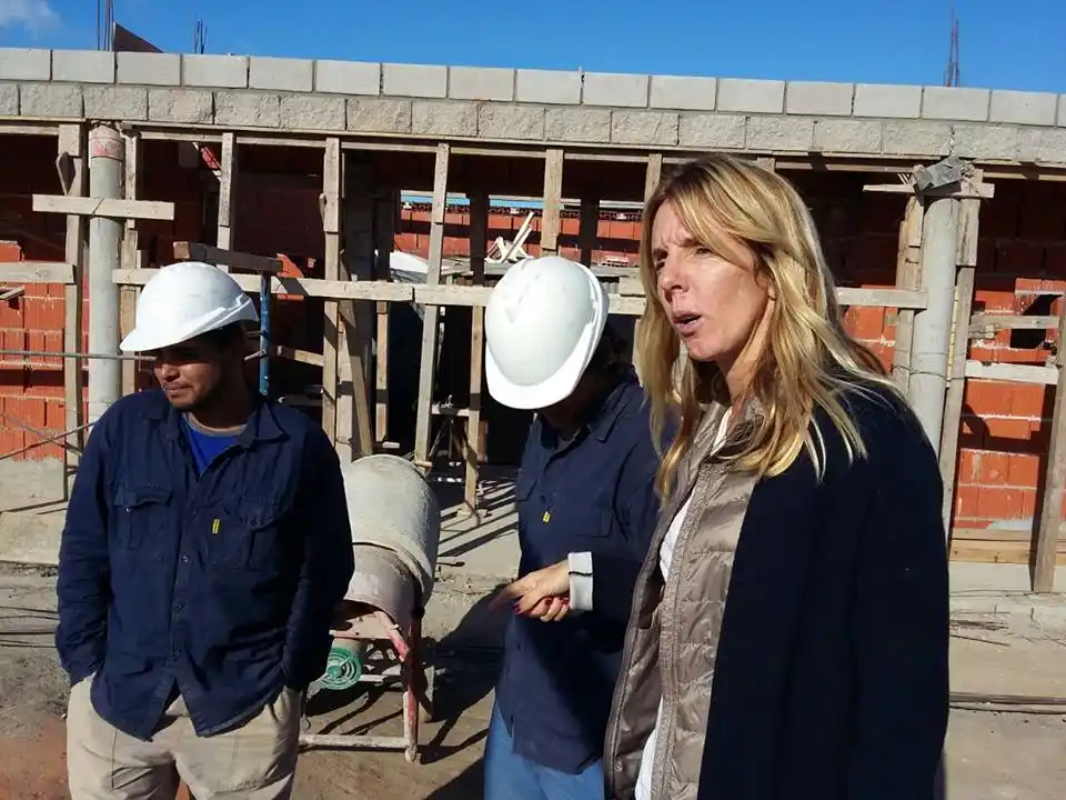 Klemensiewicz, subsecretaria de Hábitat: "El argentino no cree hasta que la obra empieza a suceder"