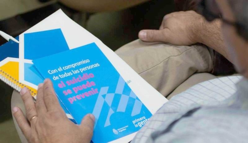 VITAM, un programa de prevención, intervención 
y postvención de los comportamientos suicidas