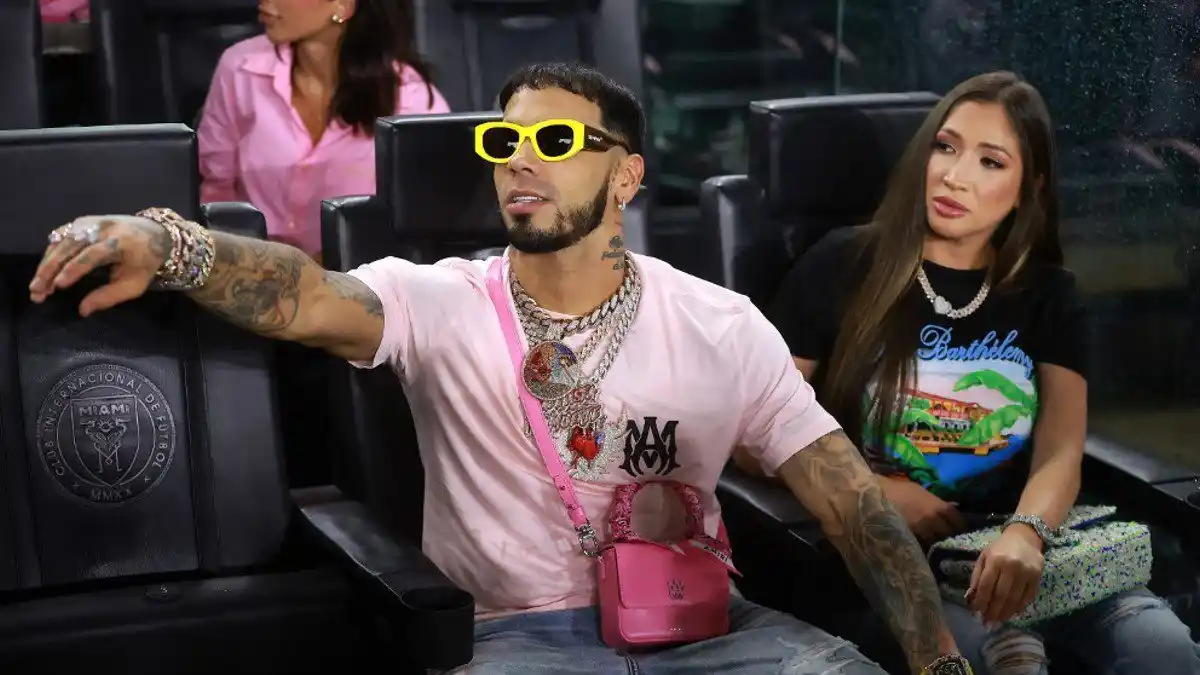 Anuel reaparece en redes después de dos meses (fotos)