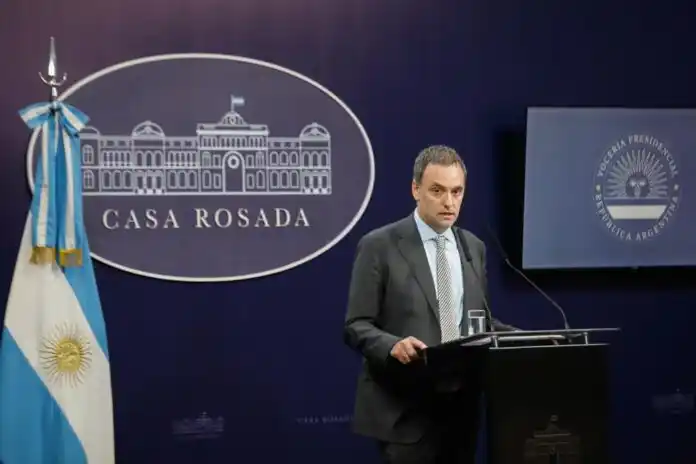 El Gobierno confirmó la libre elección de la prepaga para quienes comienzan un trabajo