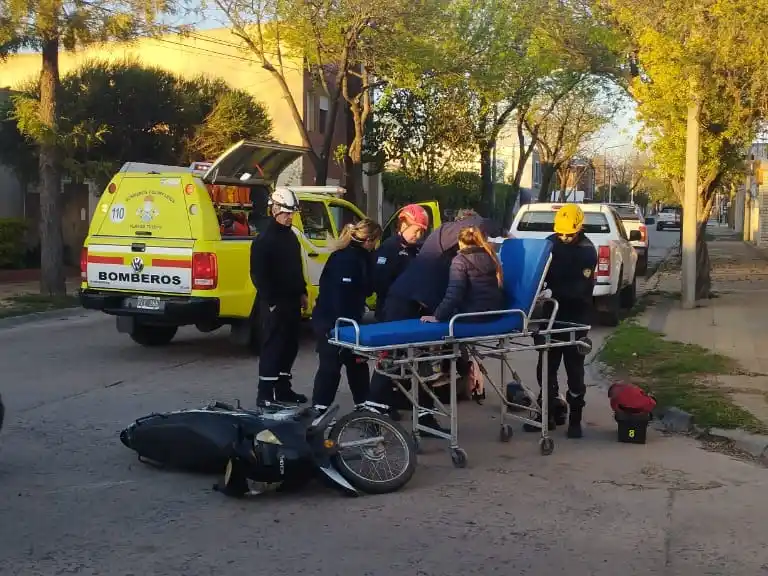 Servicios de emergencia atendieron a la niña que fue trasladada al Hospital.