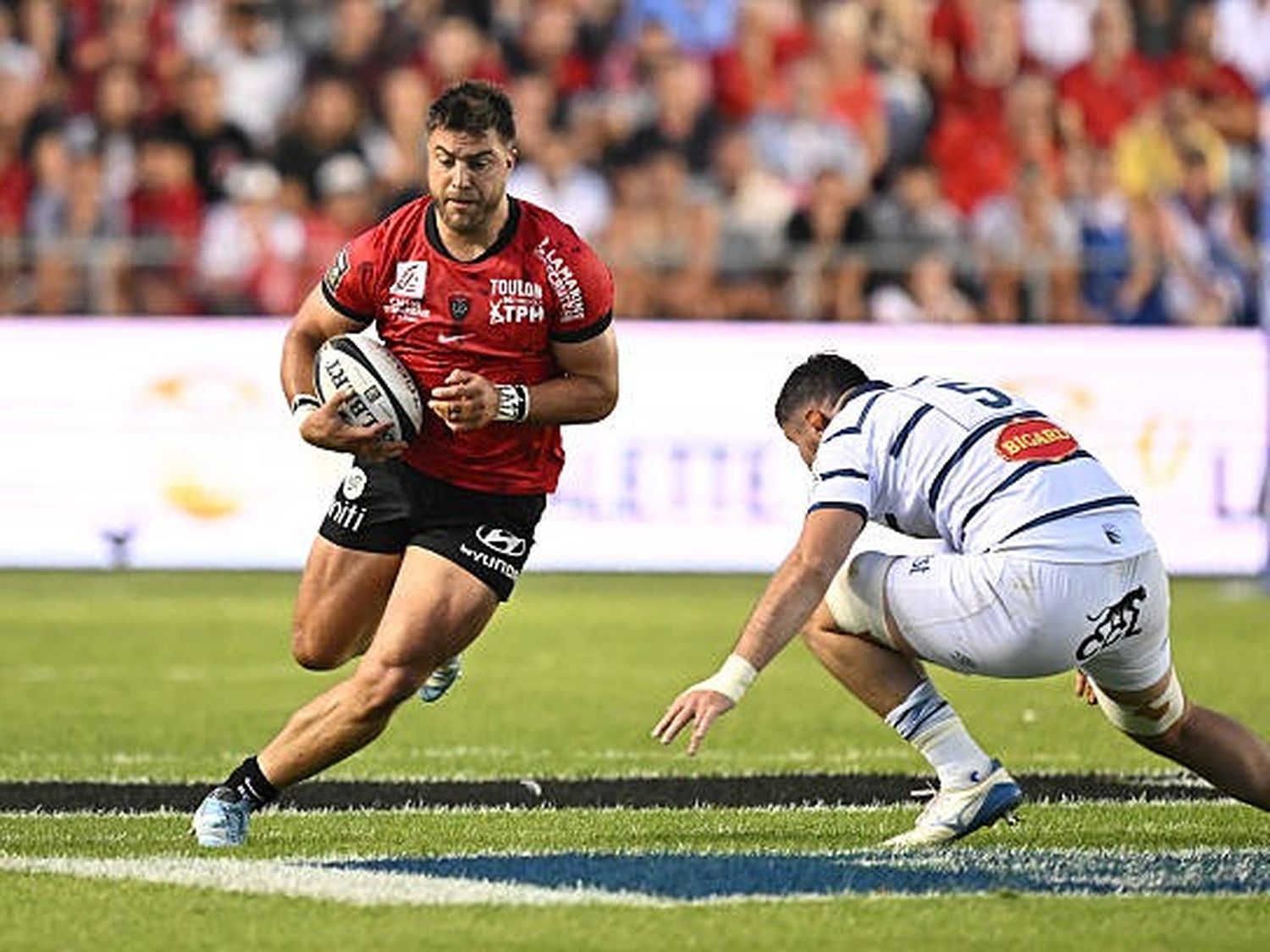 Toulon se metió en las semifinales con Facundo Isa