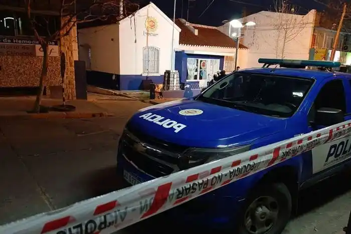 Tres jefes policiales desplazados y seis uniformados en situación pasiva