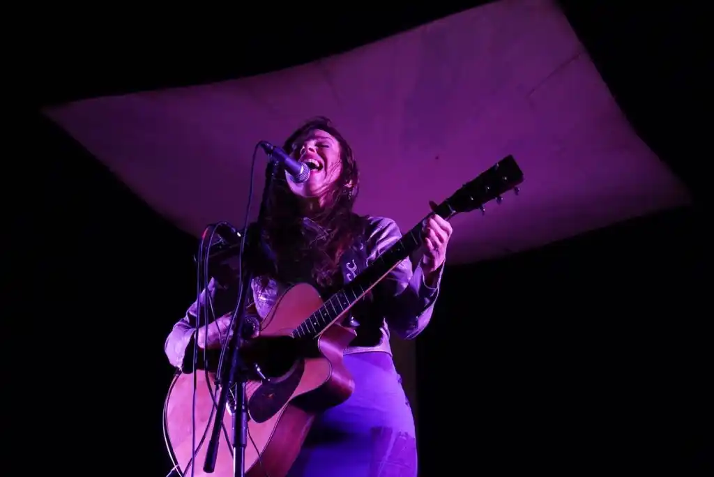 Show en Vicente López en conmemoración por el Día contra la Violencia de Género