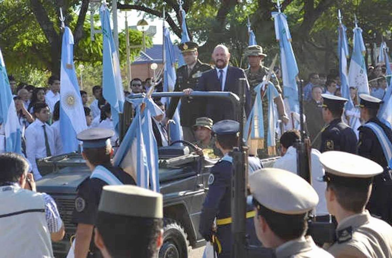 Insfrán presidirá el acto central 
del 25 de Mayo en Riacho He Hé