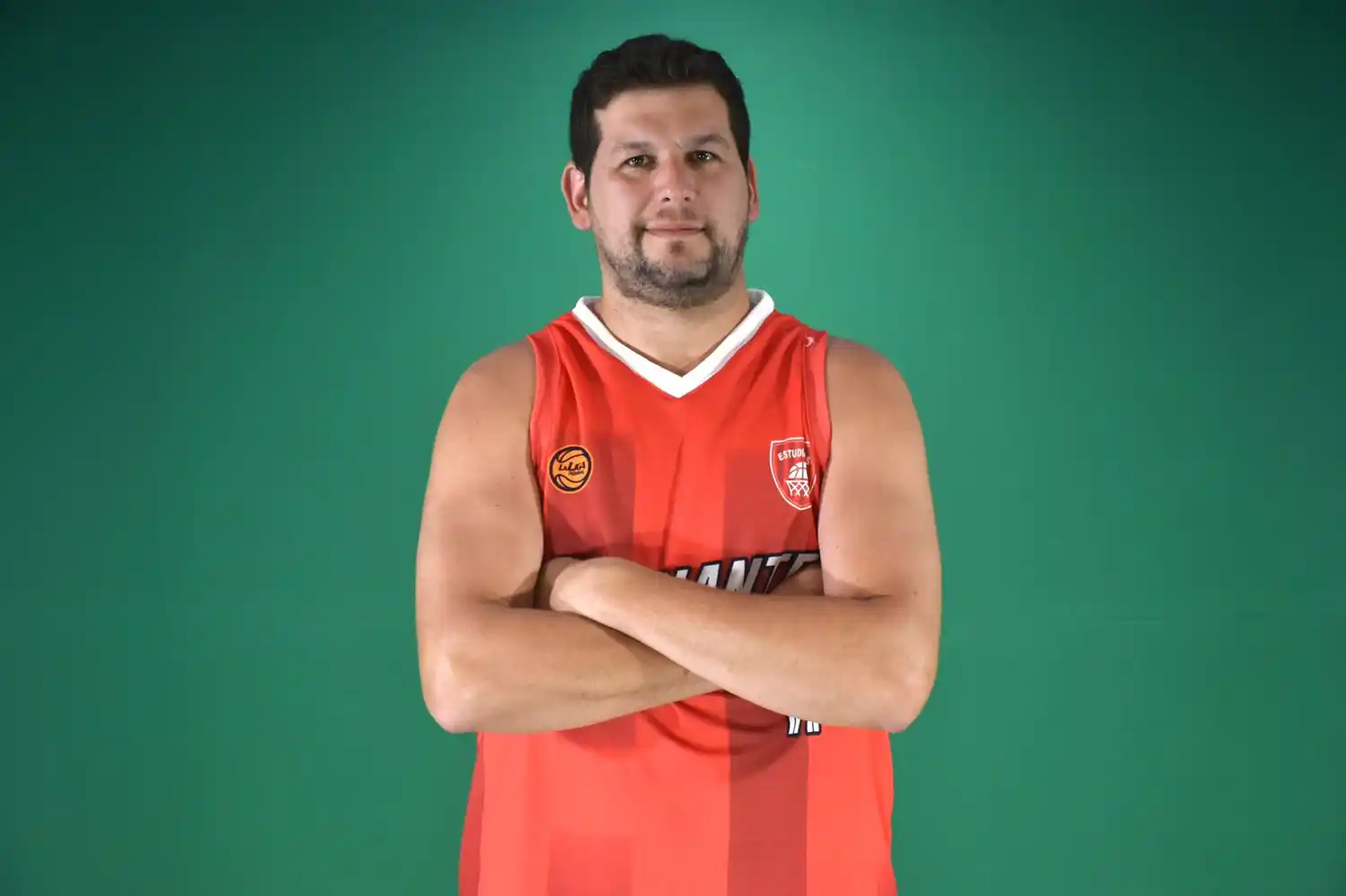 El Rojo recibe al Santo Curuzucuateño